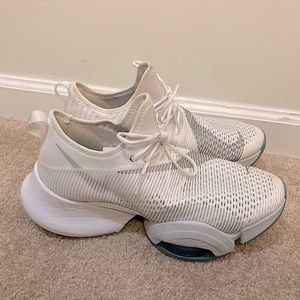 Nike Womens HIIT Sneakers